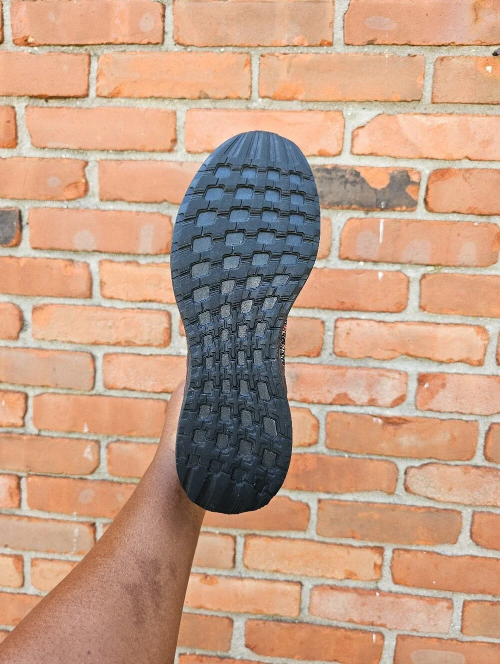 Adidas Women’s Black Multicolor Speckled Slip-On Sneakers Size 6